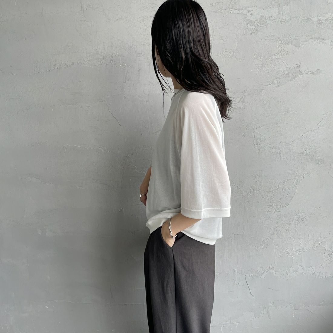 THE SHINZONE [ザ シンゾーン] シアーハーフスリーブスウェット [25MMSCU08] 01 WHITE &&モデル身長：160cm 着用サイズ：F0&&