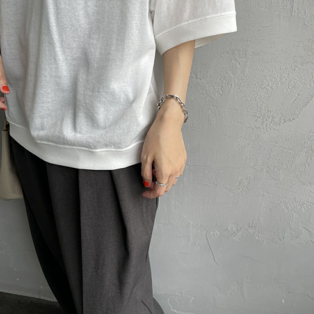 THE SHINZONE [ザ シンゾーン] シアーハーフスリーブスウェット [25MMSCU08] 01 WHITE &&モデル身長：160cm 着用サイズ：F0&&