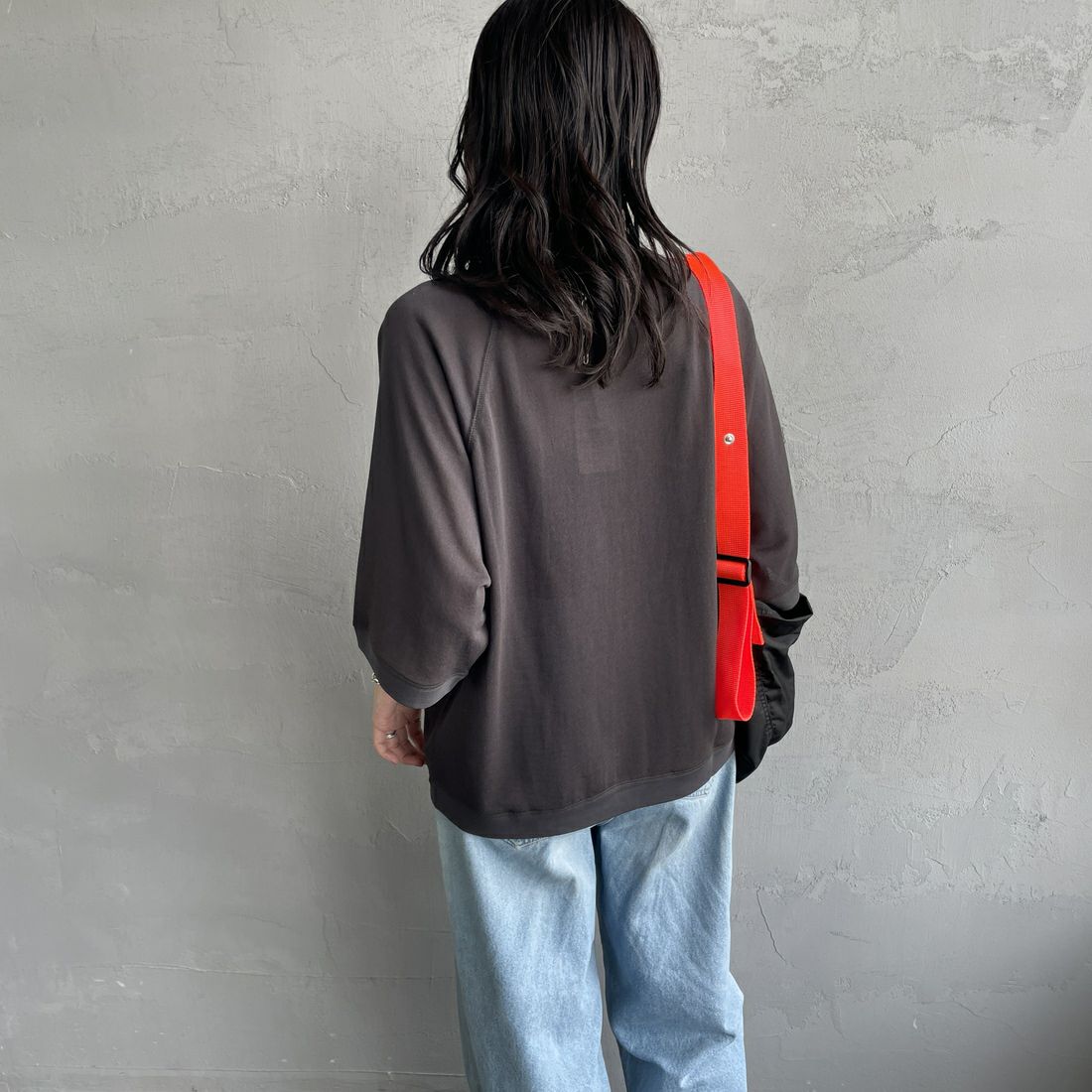 THE SHINZONE [ザ シンゾーン] シアーハーフスリーブスウェット [25MMSCU08] 05 C.GRAY &&モデル身長：160cm 着用サイズ：F0&&