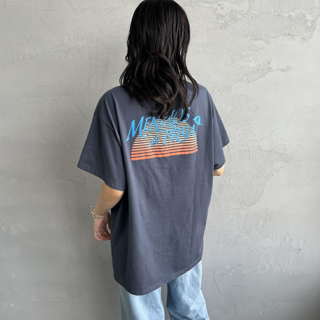 THE SHINZONE [ザ シンゾーン] MENINOS da PRAIA Tシャツ [25MMSCU04] 05 C.GRAY &&モデル身長：160cm 着用サイズ：F0&&