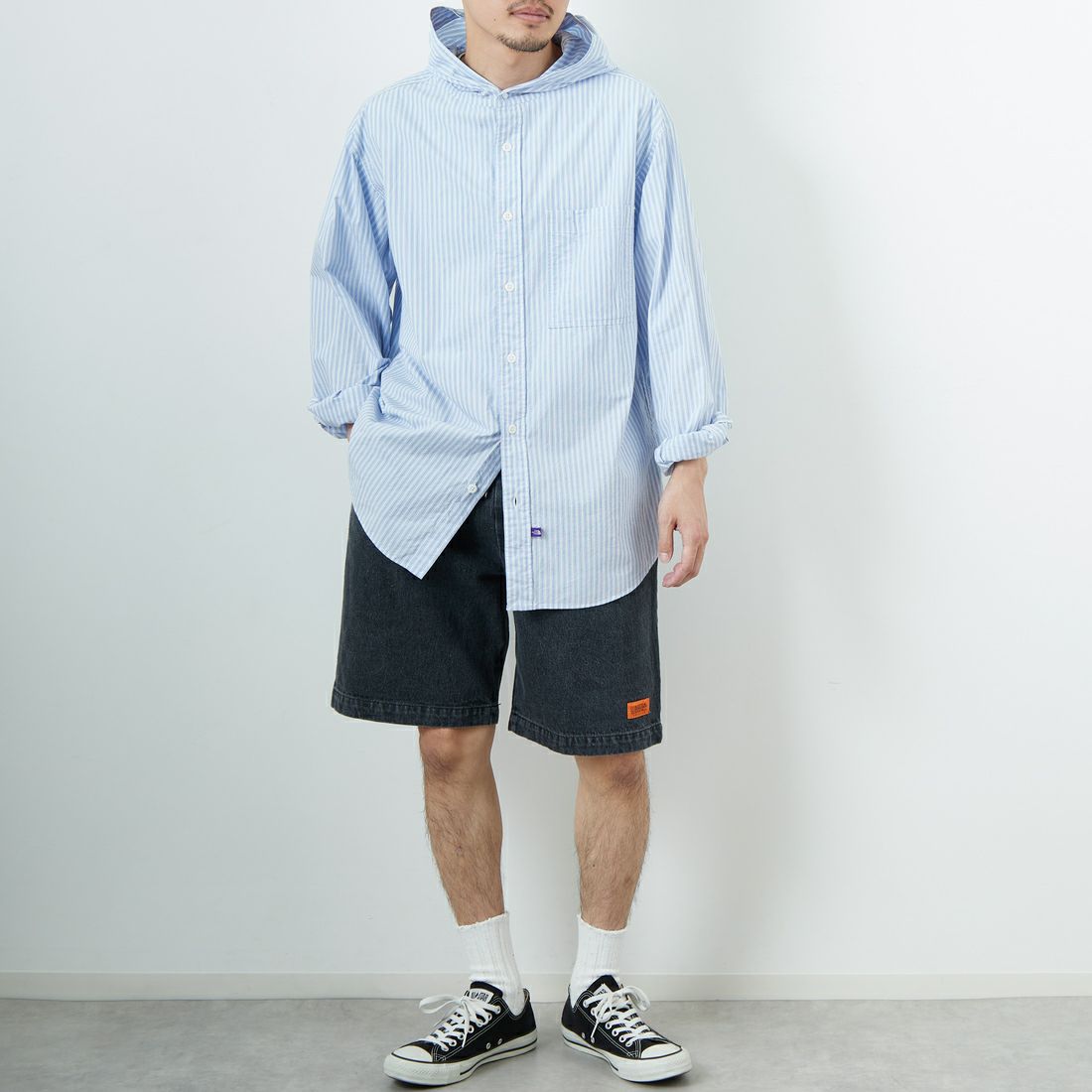 UNIVERSAL OVERALL [ユニバーサルオーバーオール] 別注 シェフショートパンツ [U2511657IN-JF] DENIM BLK &&モデル身長：168cm 着用サイズ：L&&