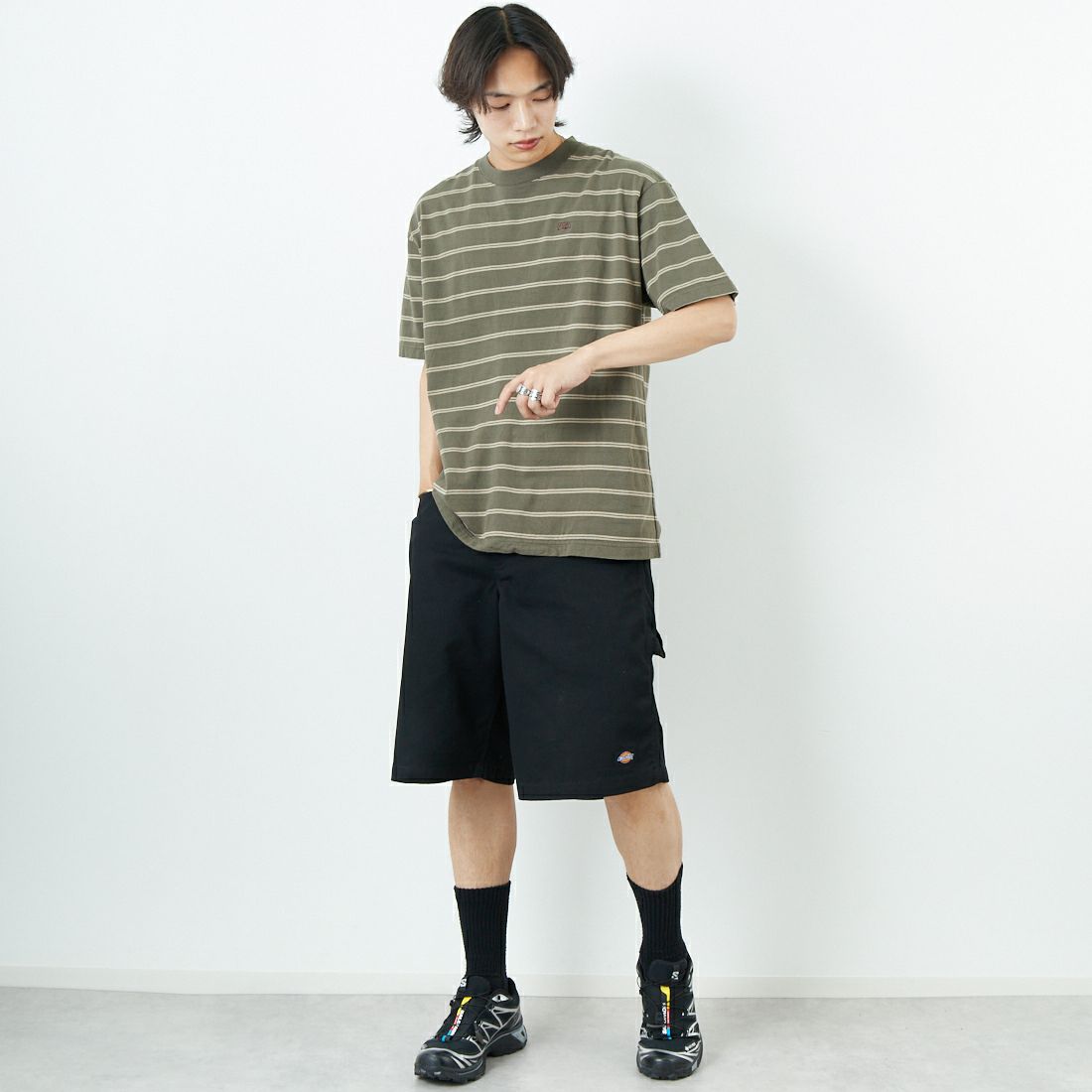 SEDAN ALL-PURPOSE [セダン オールパーパス] ショートスリーブボーダーTシャツ [SD25S-CT07] OLV/KHK &&モデル身長：179cm 着用サイズ：L&&