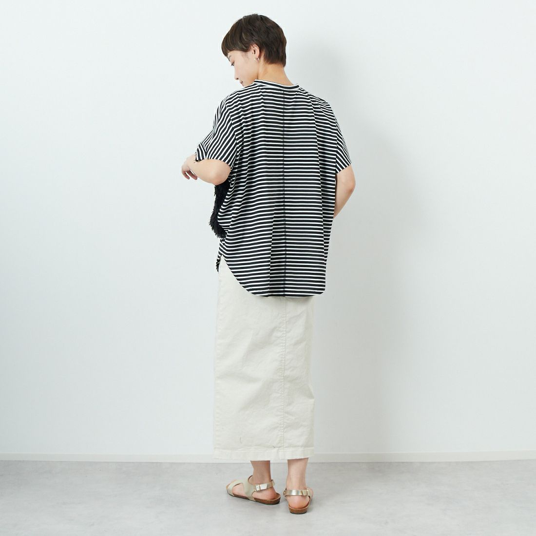 Margaux vintMargaux vintage [マルゴーヴィンテージ] ハートフリンジボーダーTシャツ [MHP-CT-001] BK OFF/BLK &&モデル身長：160cm 着用サイズ：F&&age [マルゴーヴィンテージ] ハートフリンジボーダーTシャツ [MHP-CT-001] BK OFF/BLK