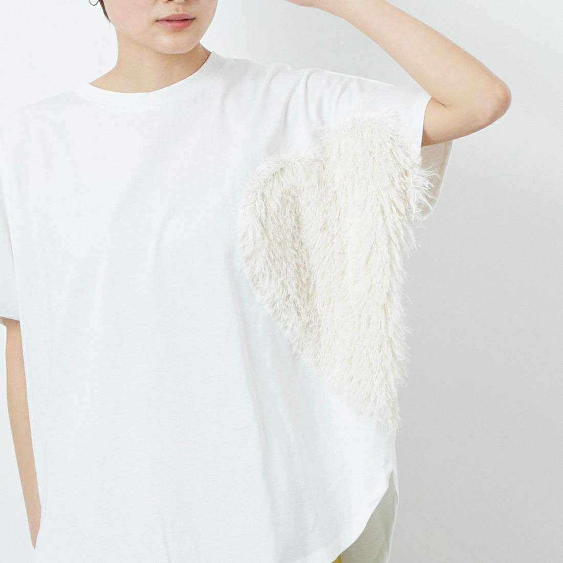 Margaux vintage [マルゴーヴィンテージ] ハートフリンジTシャツ [MHP-CT-004] OFF WHITE &&モデル身長：160cm 着用サイズ：F&&