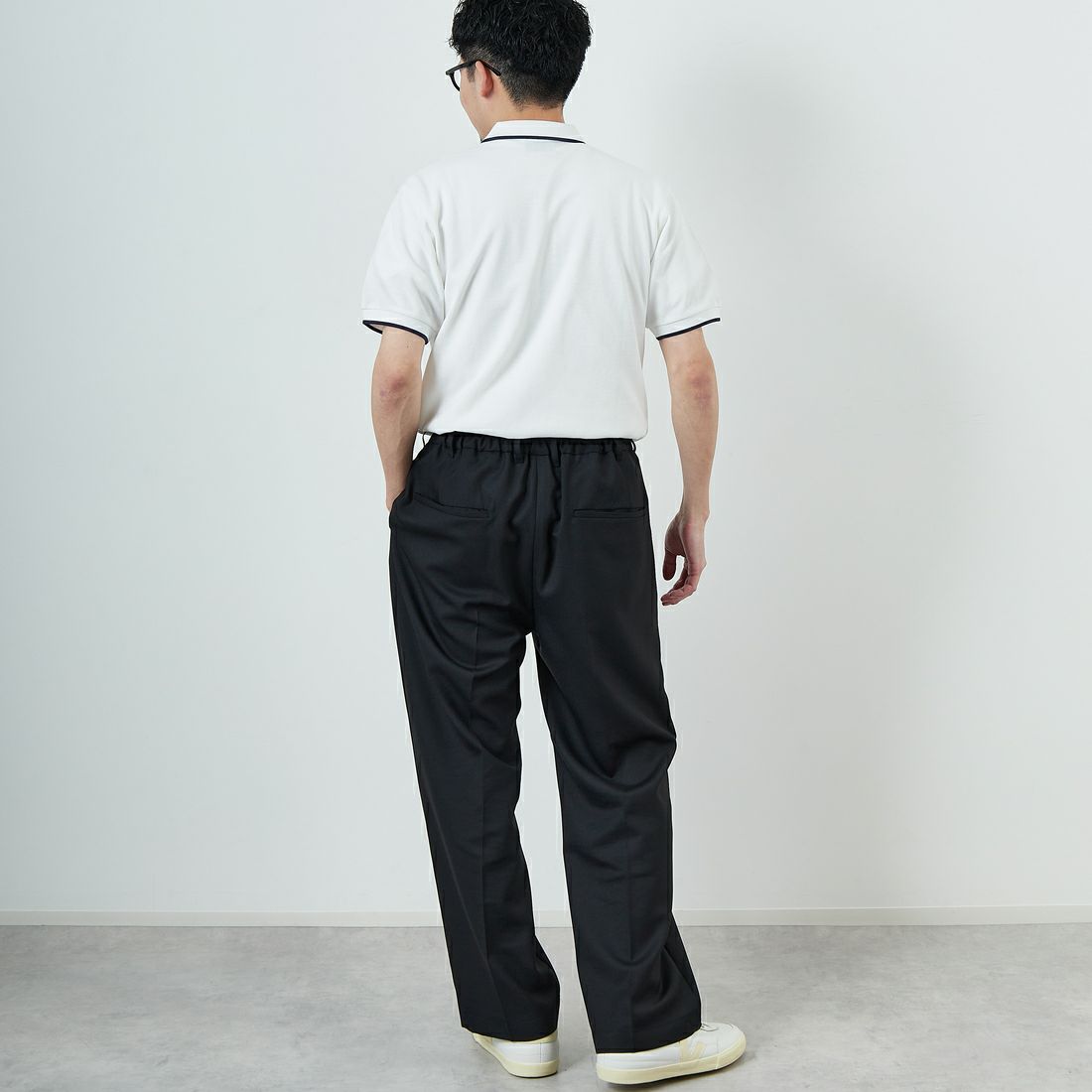 THE FOX [ザフォックス] 別注 ワンポイントロゴ ティップラインポロシャツ [JFU25SS-09-JF] WHT/NVY &&モデル身長：167cm 着用サイズ：M&&