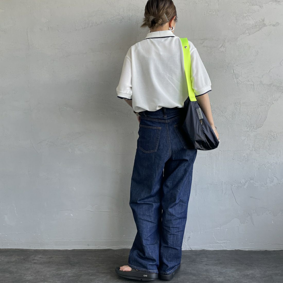 THE FOX [ザフォックス] 別注 ワンポイントロゴ ティップラインポロシャツ [JFU25SS-09-JF] WHT/NVY &&モデル身長：150cm 着用サイズ：S&&