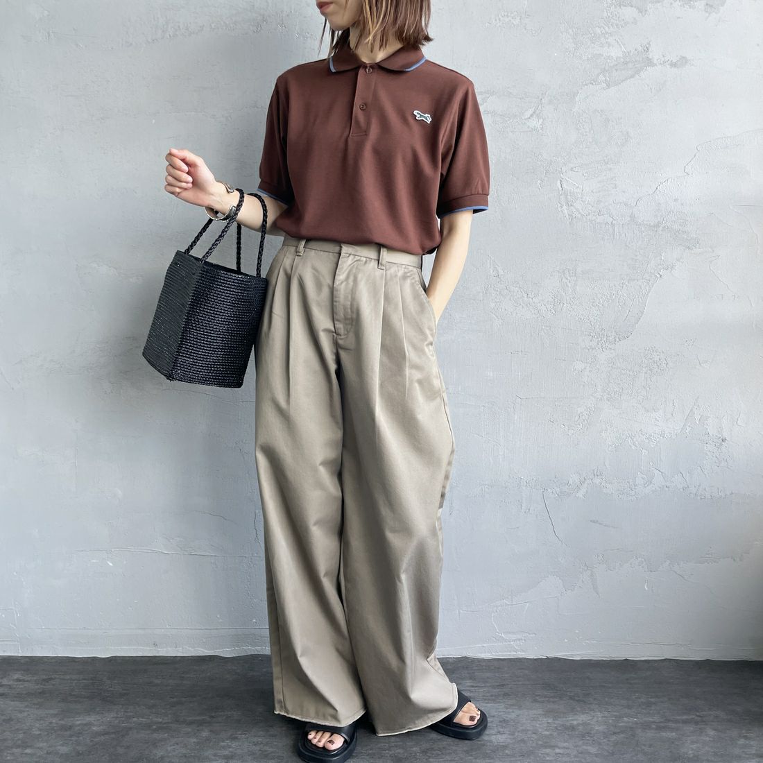 THE FOX [ザフォックス] 別注 ワンポイントロゴ ティップラインポロシャツ [JFU25SS-09-JF] BRWN/BLU &&モデル身長：158cm 着用サイズ：S&&