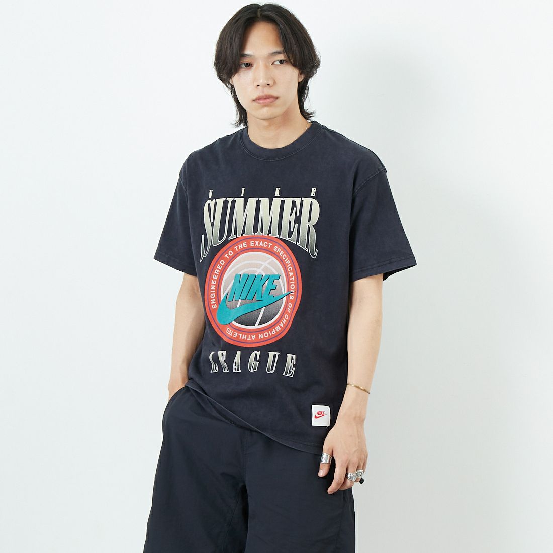 NIKE [ナイキ] マックス90 バスケットボールTシャツ [HJ3435] 010 BLACK &&モデル身長：179cm 着用サイズ：M&&