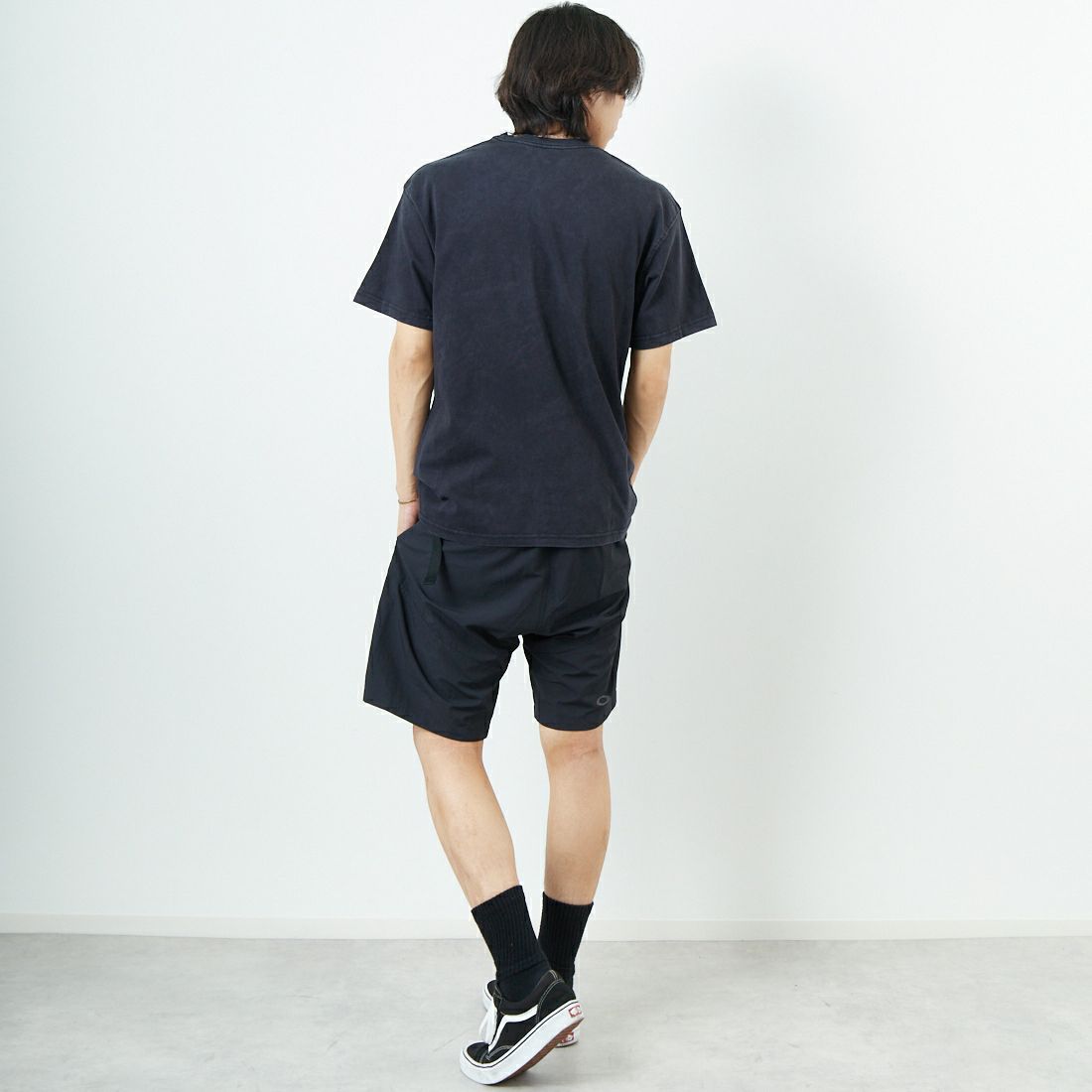 NIKE [ナイキ] マックス90 バスケットボールTシャツ [HJ3435] 010 BLACK &&モデル身長：179cm 着用サイズ：M&&