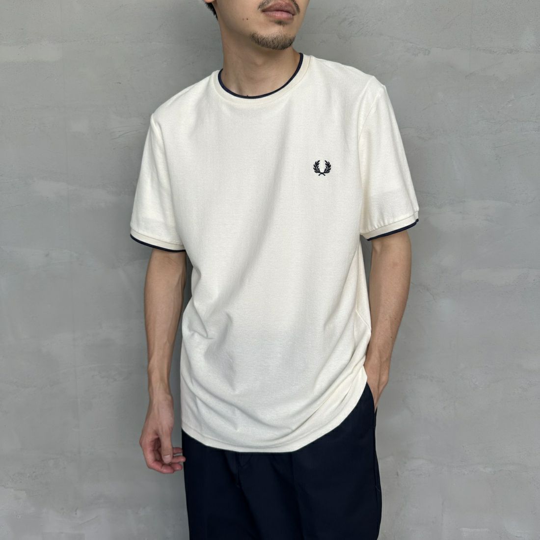 560 ECRU&&モデル身長：168cm 着用サイズ：M&&