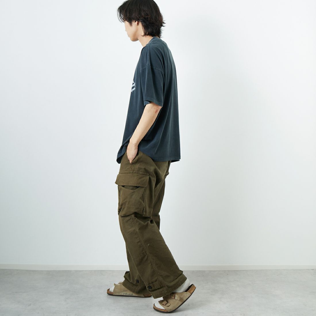 REMI RELIEF [レミレリーフ] 別注 ビッグプリントTシャツ MILLBURN [RN28369285-JF] BLACK &&モデル身長：179cm 着用サイズ：M&&