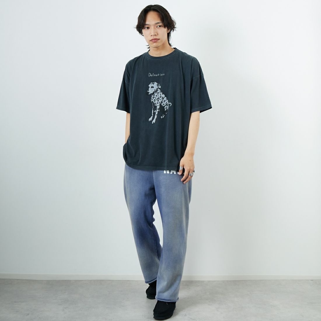 REMI RELIEF [レミレリーフ] 別注 ビッグプリントTシャツ DOG [RN28369287-JF] BLACK &&モデル身長：179cm 着用サイズ：M&&