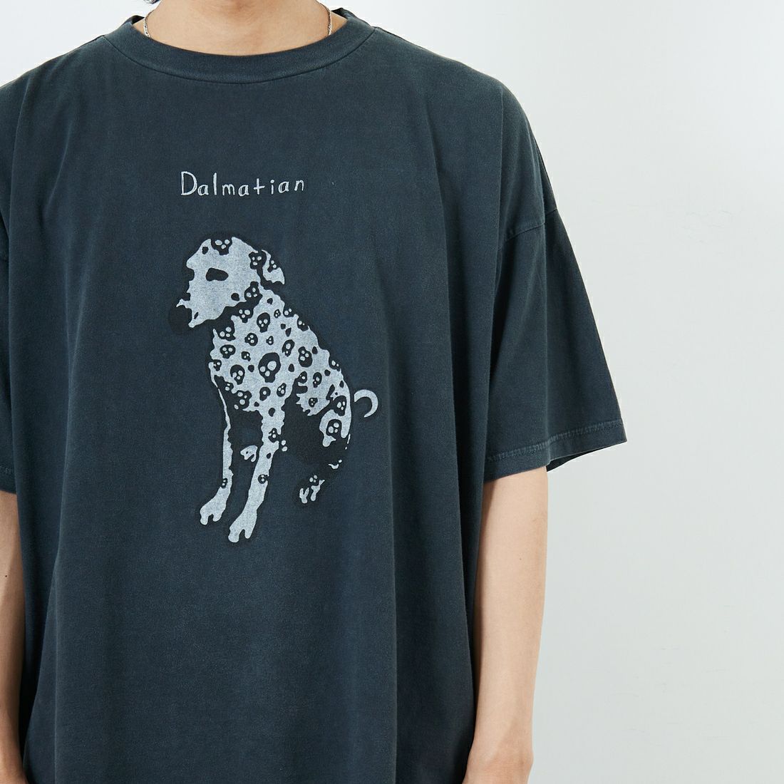 REMI RELIEF [レミレリーフ] 別注 ビッグプリントTシャツ DOG [RN28369287-JF] BLACK &&モデル身長：179cm 着用サイズ：M&&