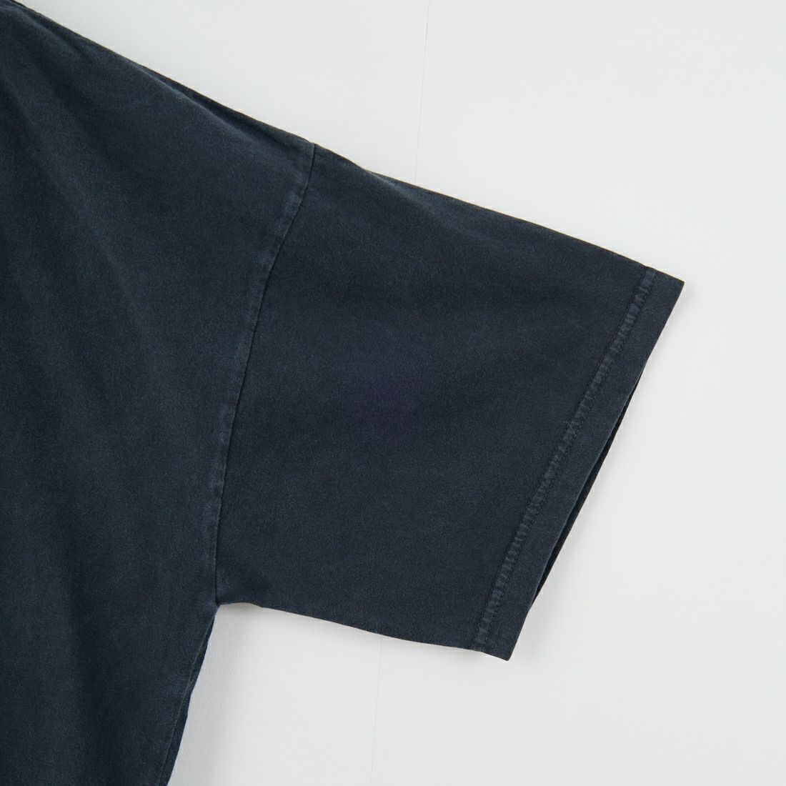 REMI RELIEF [レミレリーフ] 別注 ビッグプリントTシャツ ELECTRIC [RN28369289-JF] BLACK