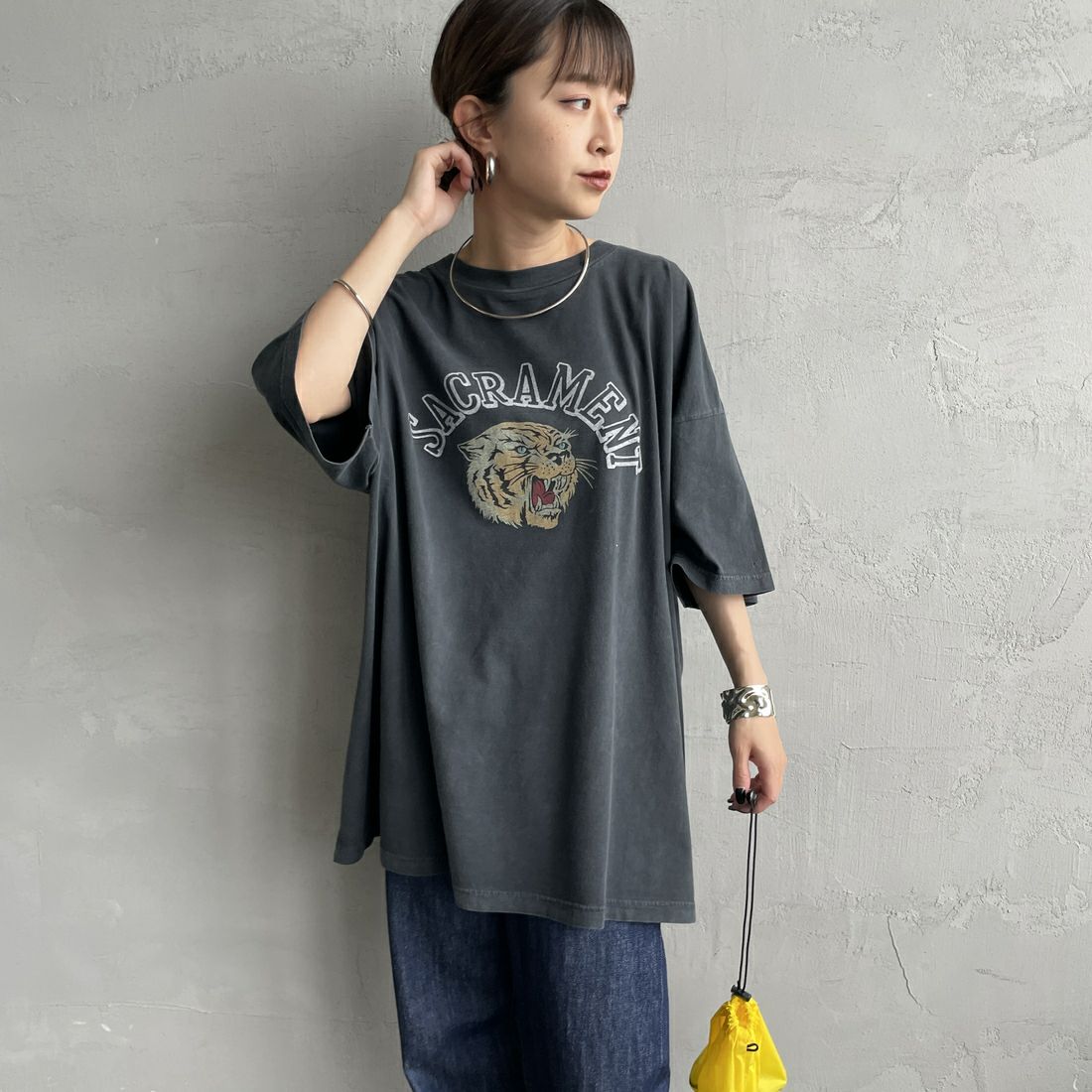 REMI RELIEF [レミレリーフ] 別注 ビッグプリントTシャツ SACRAMENT [RN28369286-JF] BLACK