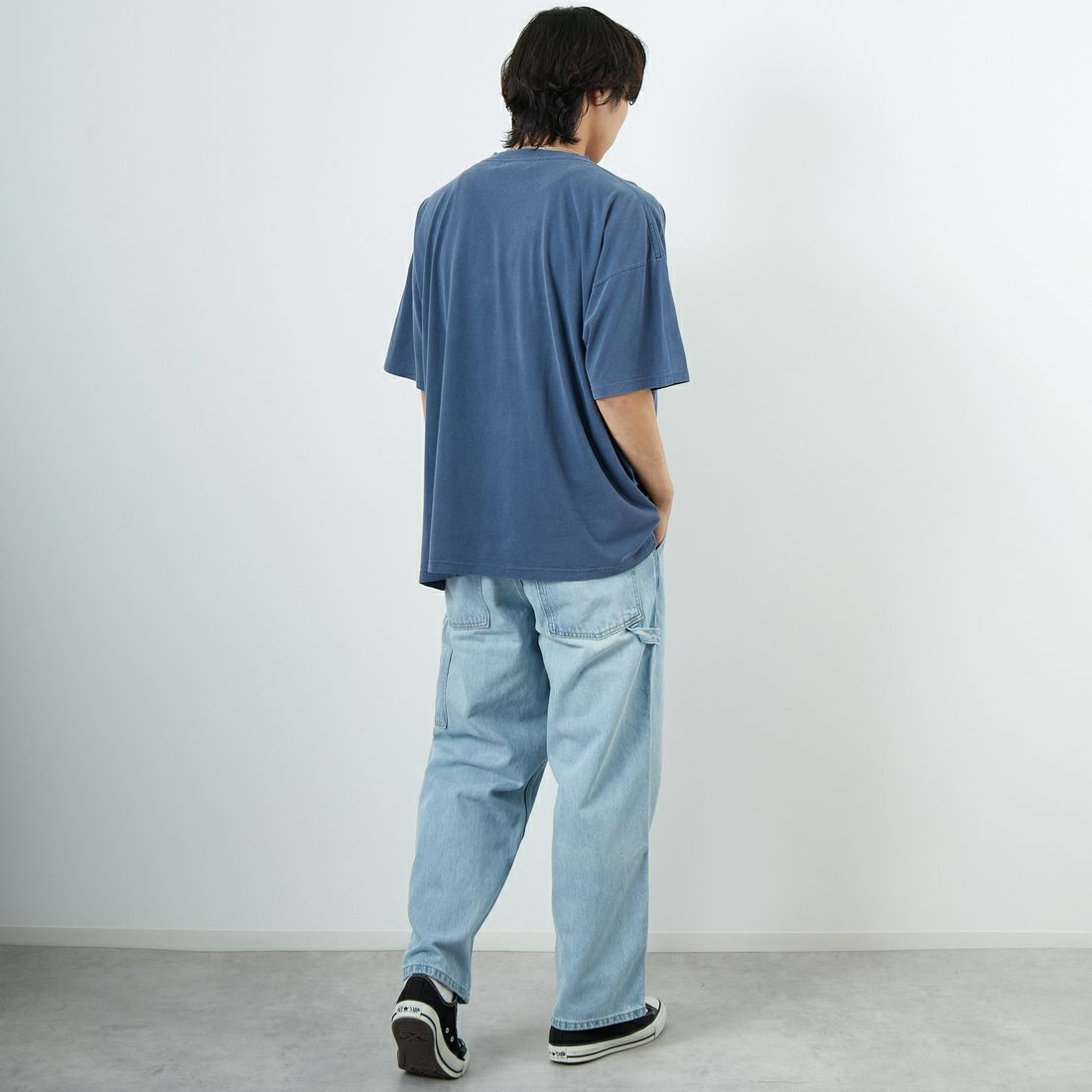 REMI RELIEF [レミレリーフ] 別注 ビッグプリントTシャツ I NEED [RN28369303-JF] NAVY &&モデル身長：179cm 着用サイズ：M&&