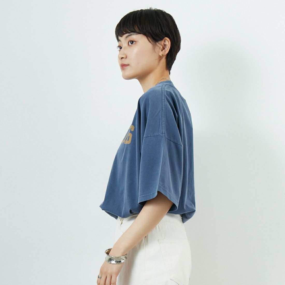 REMI RELIEF [レミレリーフ] 別注 ビッグプリントTシャツ ILLINOIS [RN28369306-JF] NAVY &&モデル身長：160cm 着用サイズ：S&&