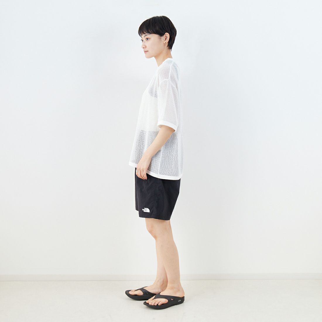 SLICK [スリック] コットンメッシュTシャツ [5230131] 900 WHITE &&モデル身長：160cm 着用サイズ：0&&
