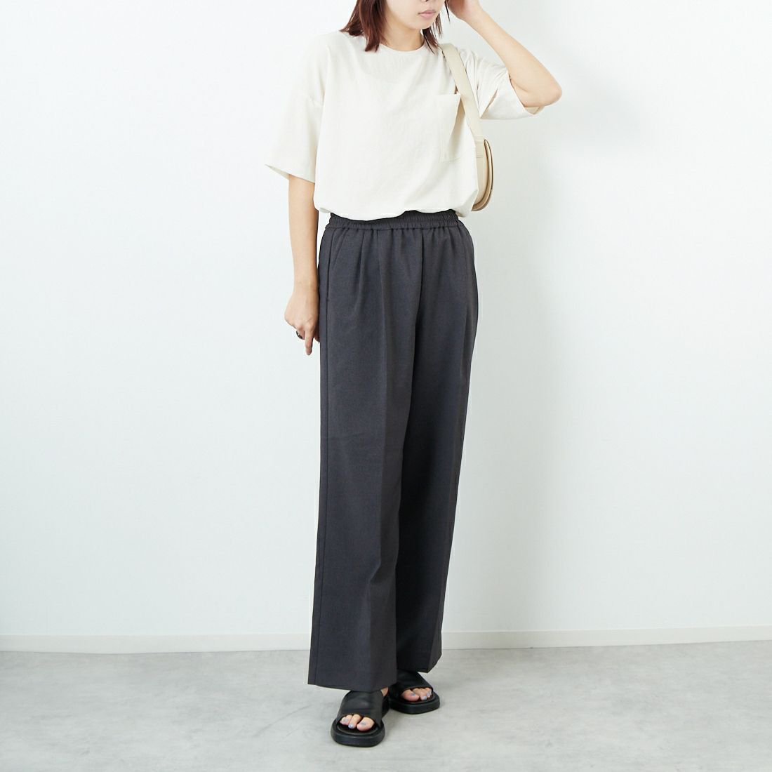MICA&DEAL [マイカアンドディール] Tブラウス [0125209110] IVORY &&モデル身長：167cm 着用サイズ：F&&