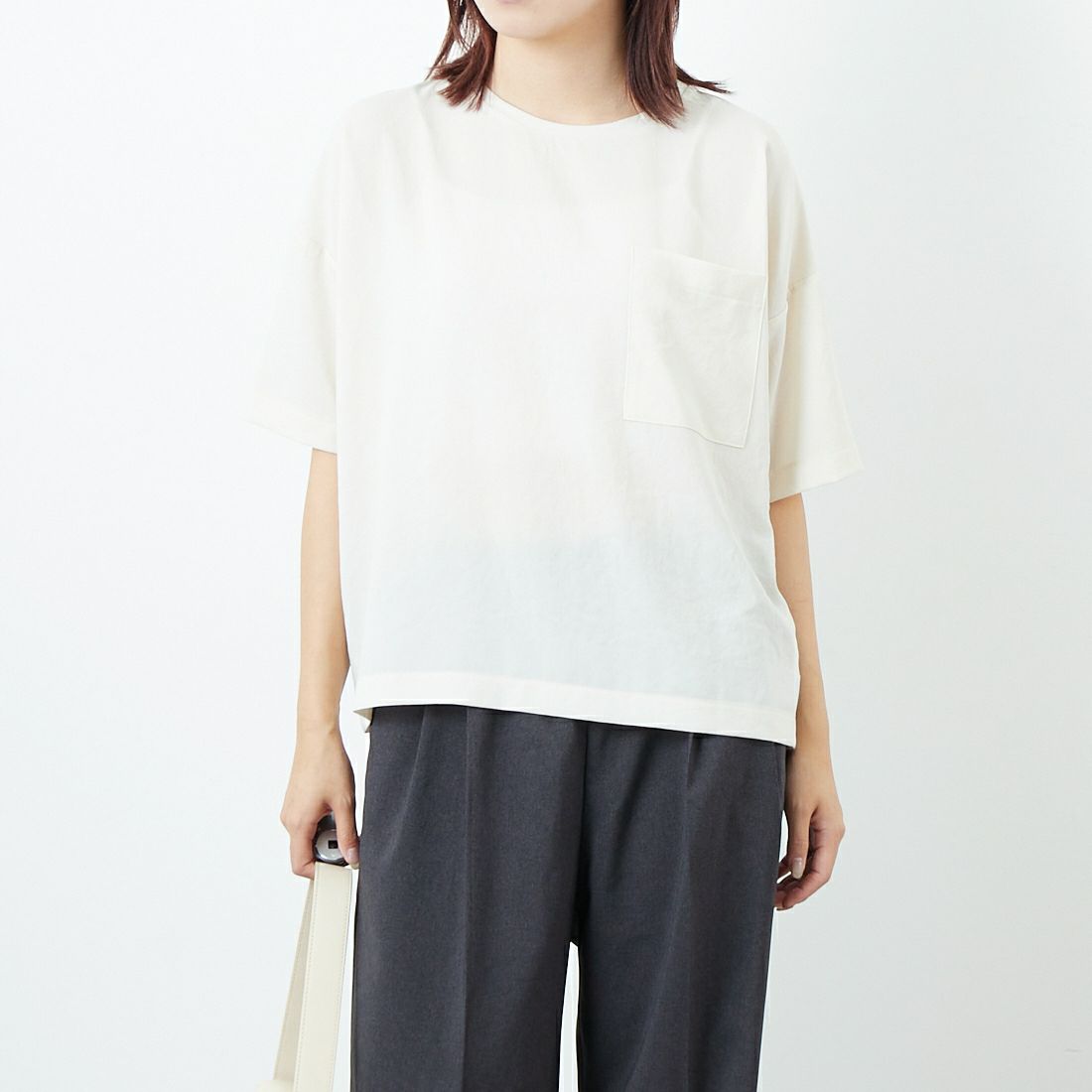 MICA&DEAL [マイカアンドディール] Tブラウス [0125209110] IVORY &&モデル身長：167cm 着用サイズ：F&&