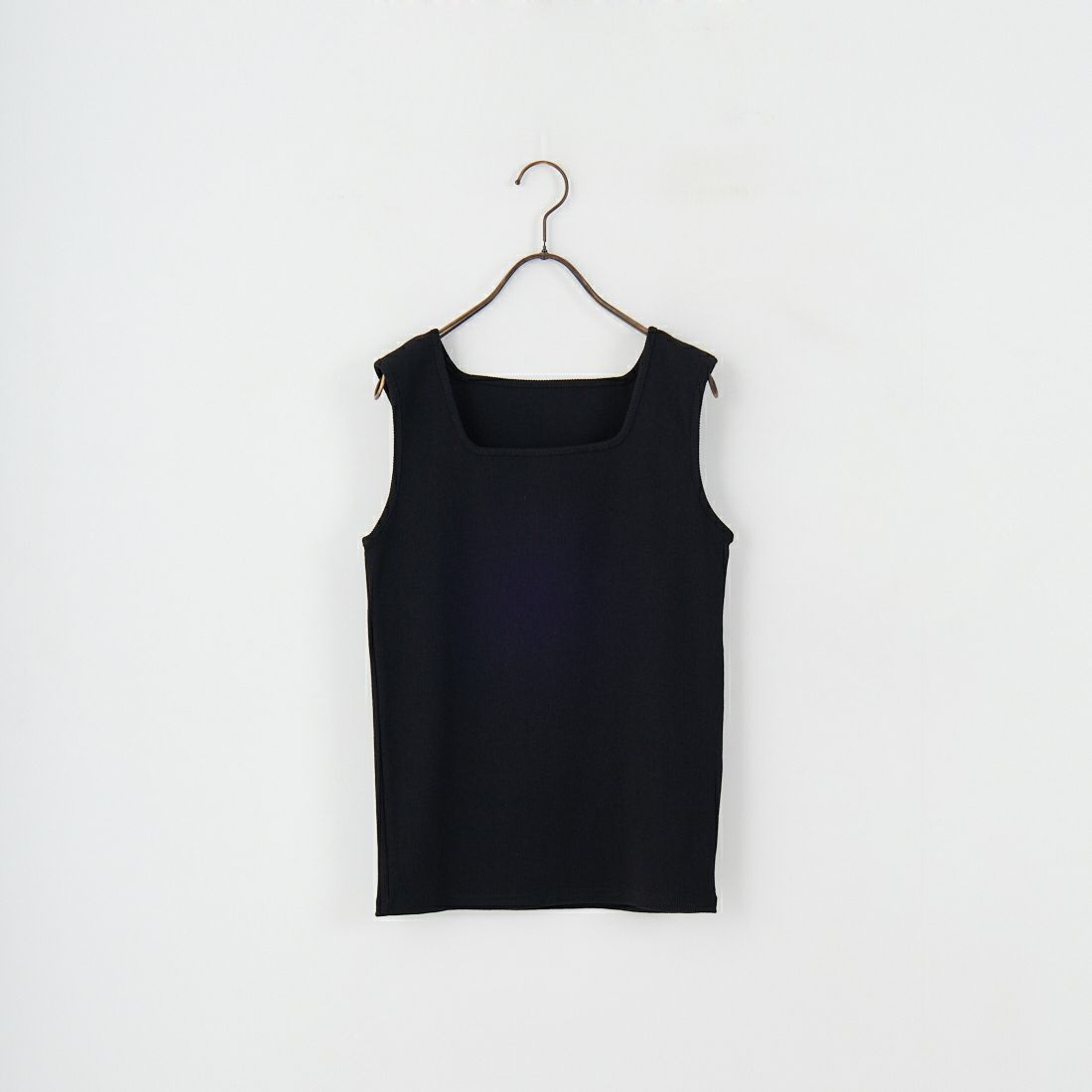 09 BLACK