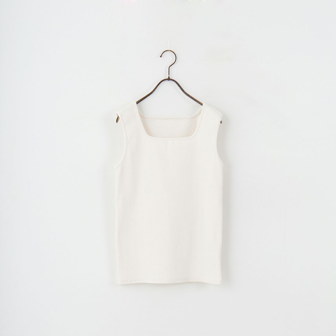 22 BEIGE