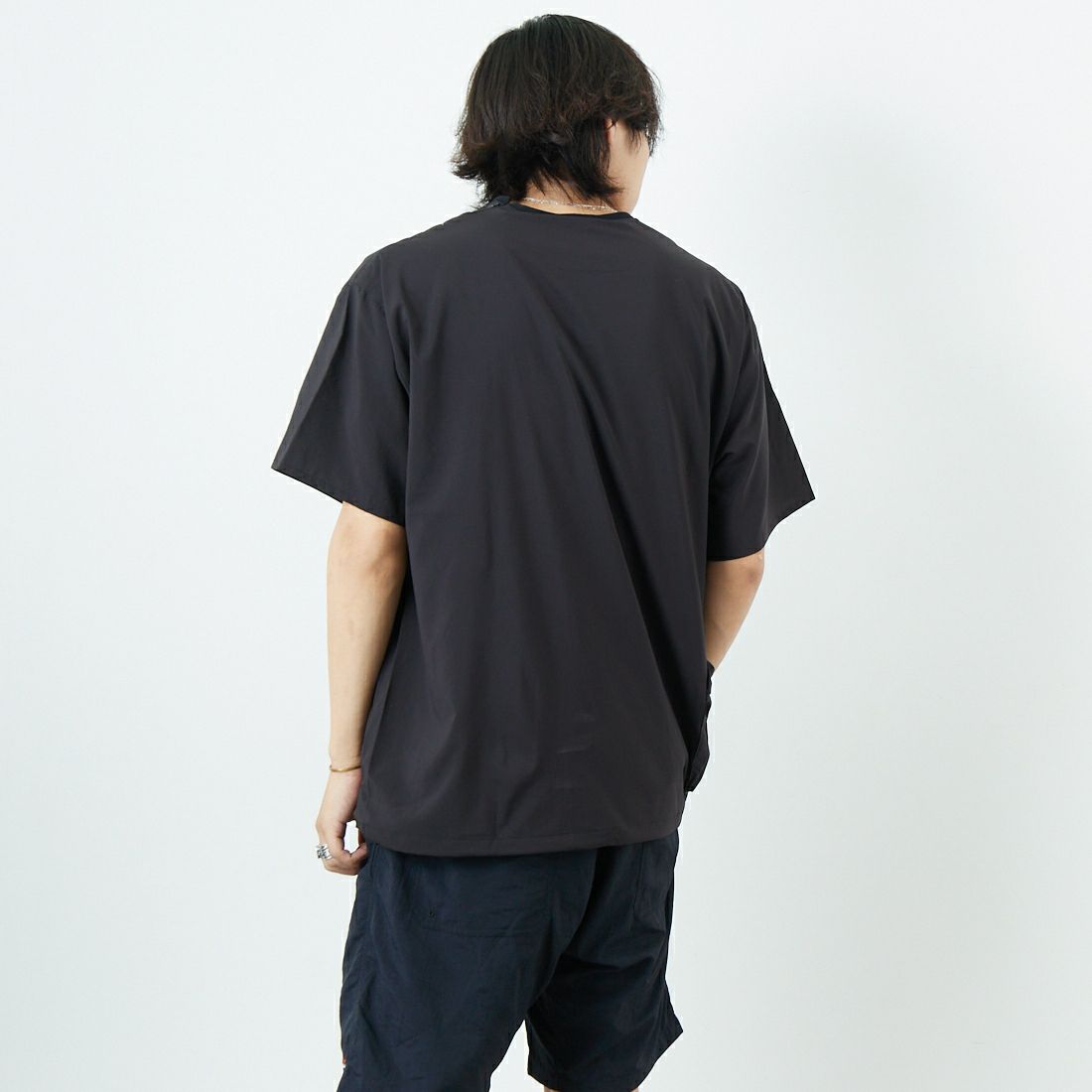 NANGA [ナンガ] PLC エクスカーションTシャツ [N2500-1P403A] BLK &&モデル身長：179cm 着用サイズ：M&&