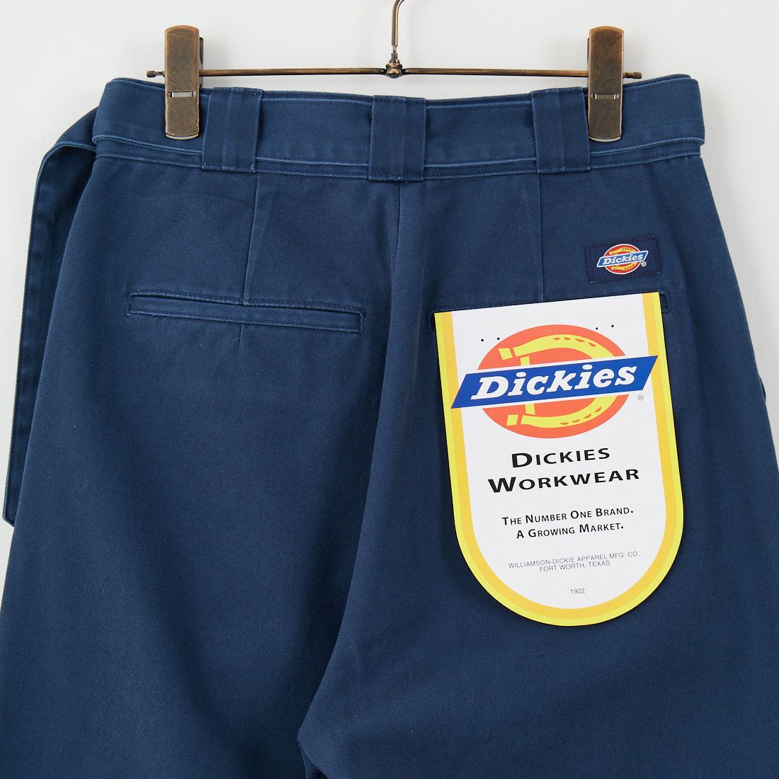 HOLIDAY [ホリデイ] DICKIES BELTED 2TUCK PANTS [25102142] NAVY