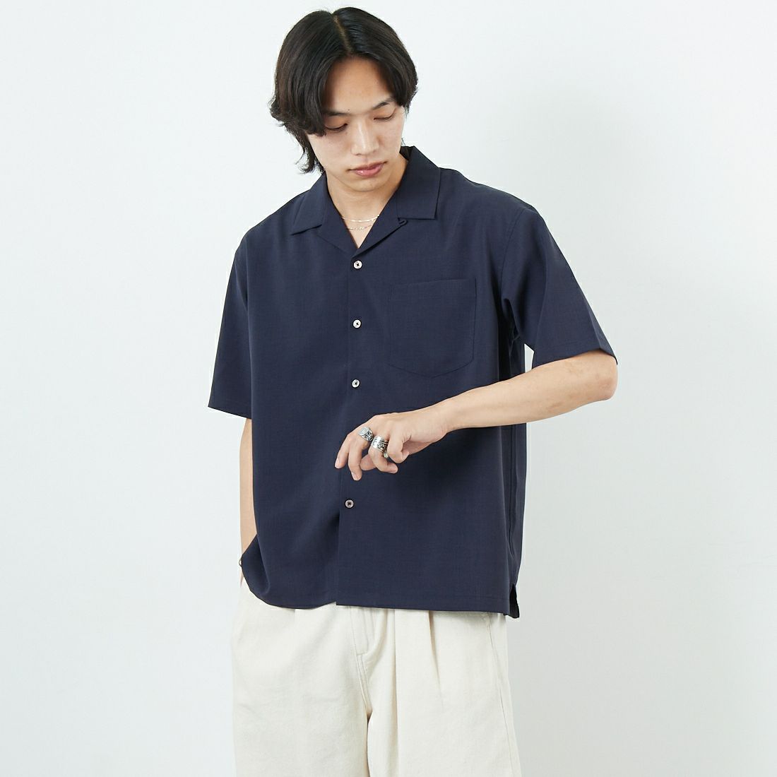 SLICK [スリック] ウーステッドエアリーオープンカラーシャツ [5220106] 210 NAVY &&モデル身長：179cm 着用サイズ：1&&