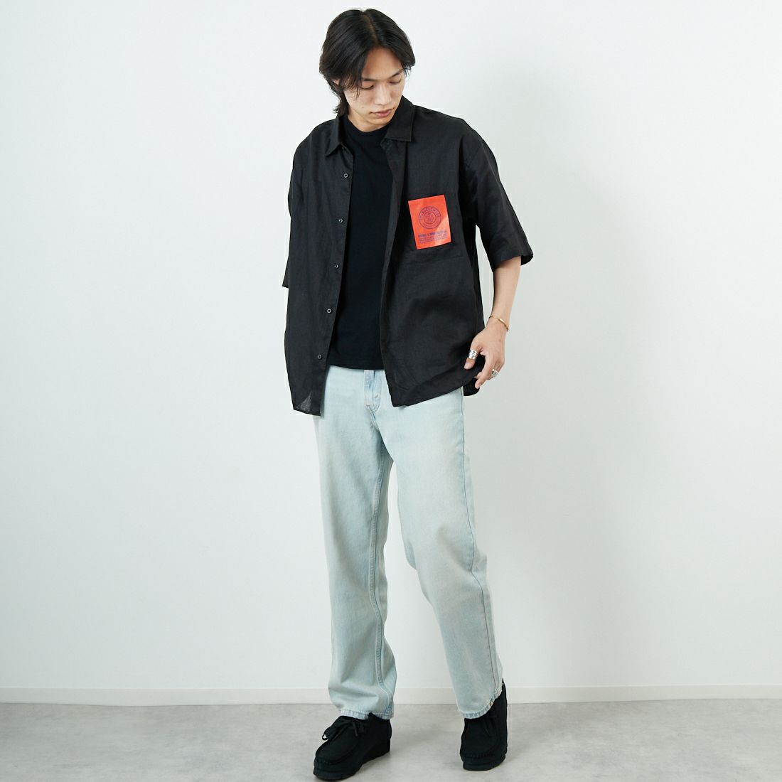 Jeans Factory Clothes [ジーンズファクトリークローズ] フレンチリネンワイドレギュラーカラーシャツ [BFP613] BLACK &&モデル身長：179cm 着用サイズ：L&&