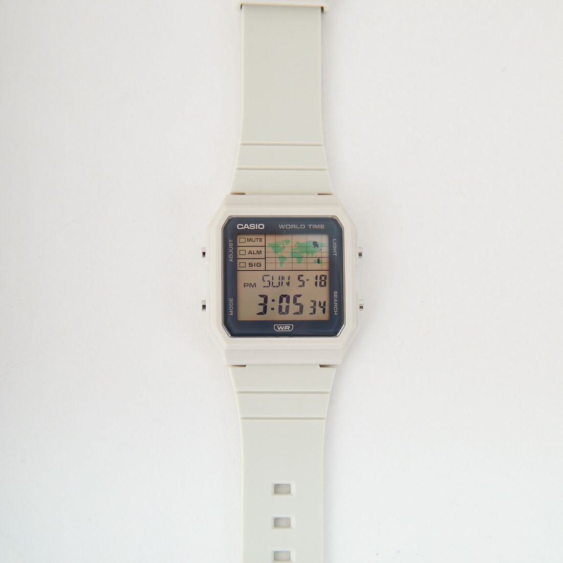 【⚠️お値下げ可】 タイメックス　クラシックデジタル シルバー TIMEX [タイメックス] クラシックデジタル シルバー [T78587