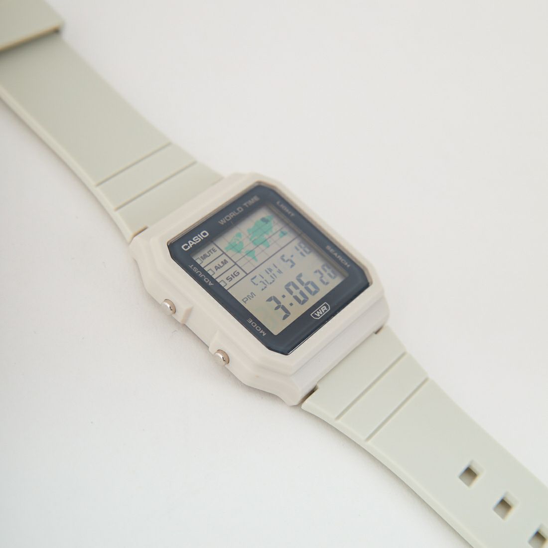 CASIO [カシオ] デジタルウォッチ [LF-30W-8AJF] WHITE