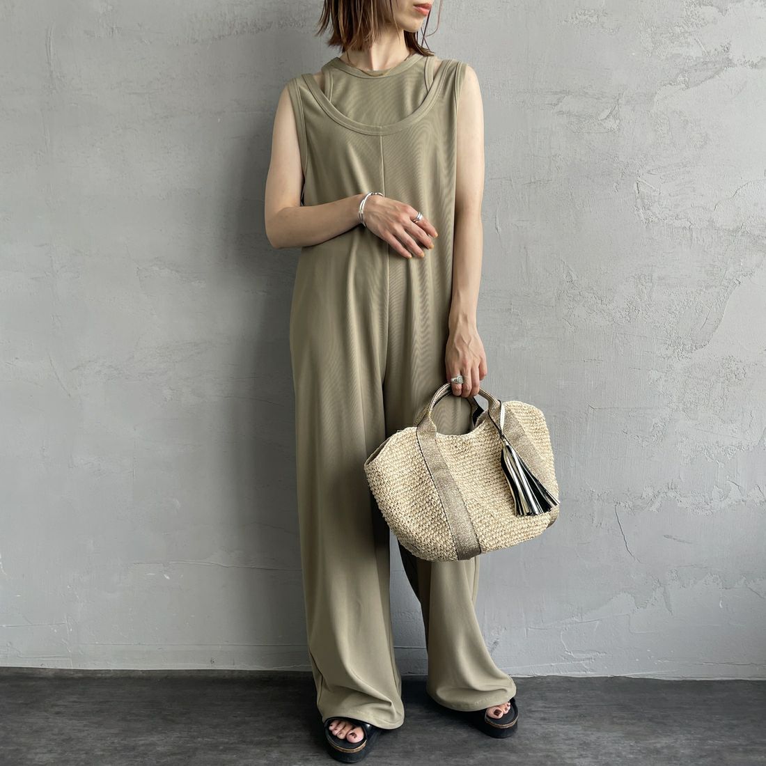 39 KHAKI&&モデル身長：158cm 着用サイズ：F&&
