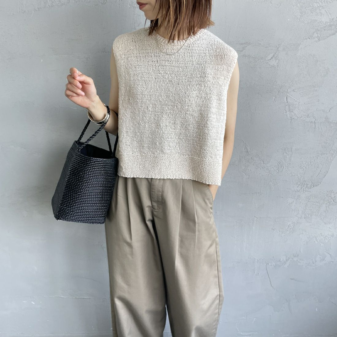 mizuiro ind [ミズイロインド] クルーネックショートベスト [2-220030] 13 KINARI &&モデル身長：158cm 着用サイズ：F&&
