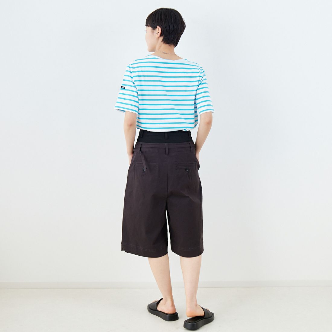 MAISON SPECIAL [メゾンスペシャル] 2WAYダブルウエストカーブハーフパンツ [21251465315] BLK &&モデル身長：160cm 着用サイズ：36&&