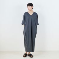 GRAY&&モデル身長：160cm 着用サイズ：F&&