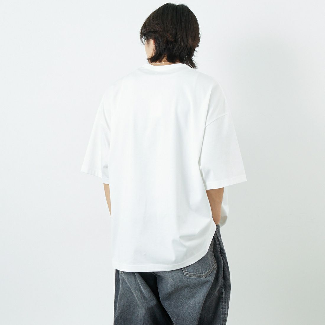 Name. [ネーム] シルケットコットン ビッグプリントTシャツ [NMCU-038] WHITE &&モデル身長：179cm 着用サイズ：1&&