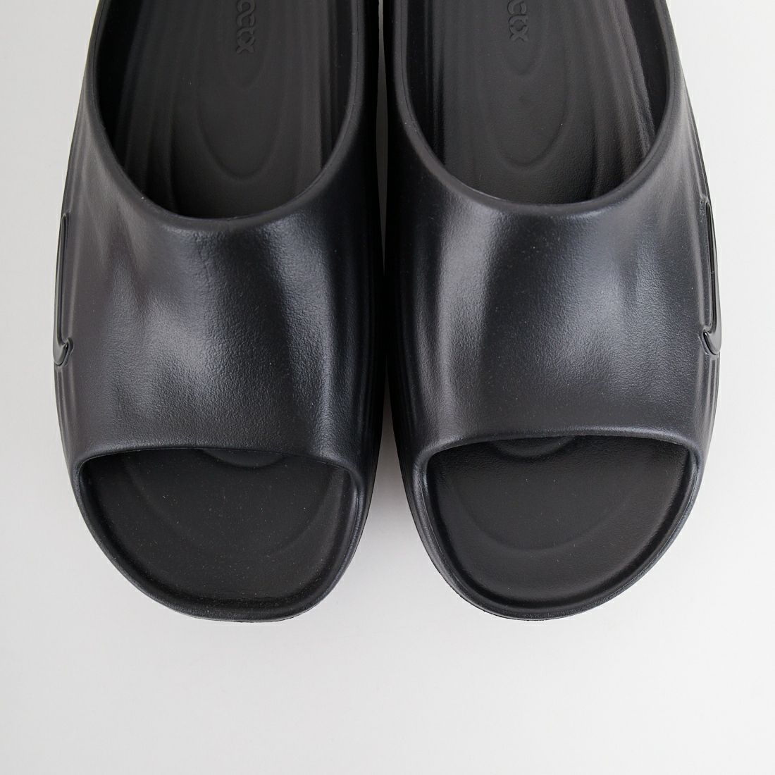 NIKE [ナイキ] ReactX リジュビネイト スライドサンダル [HV4479