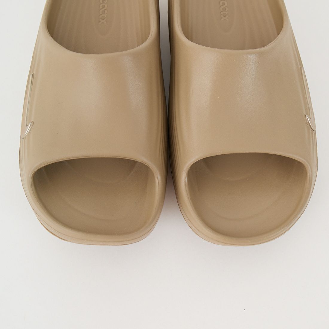 NIKE [ナイキ] ReactX リジュビネイト スライドサンダル [HV4479] 200 KHAKI