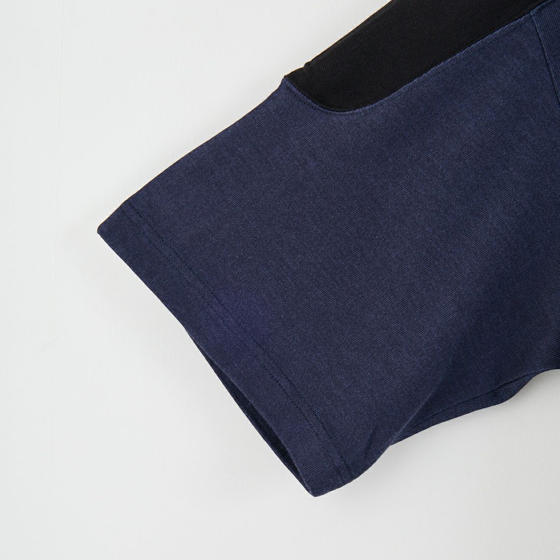 Name. [ネーム] 別注 フットボールボーダーTシャツ [NMCU-JF-01] BLACK/NAVY