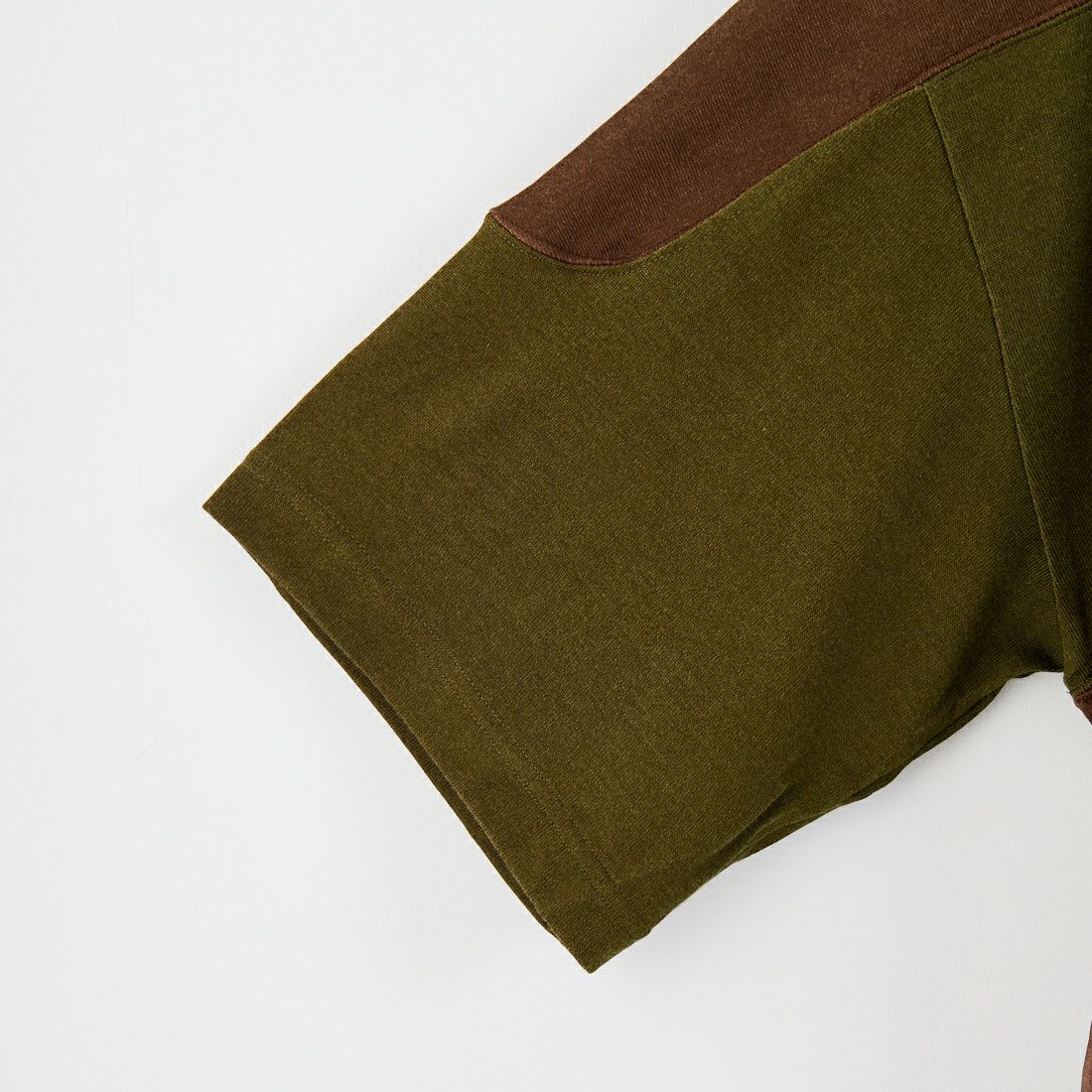 Name. [ネーム] 別注 フットボールボーダーTシャツ [NMCU-JF-01] KHAKI/BROW