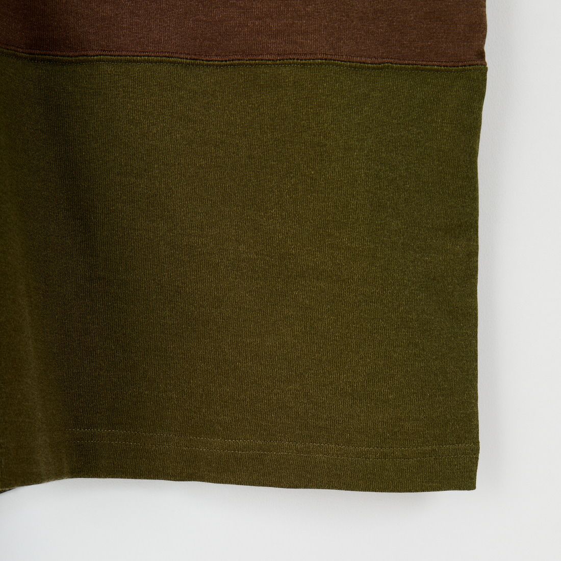 Name. [ネーム] 別注 フットボールボーダーTシャツ [NMCU-JF-01] KHAKI/BROW