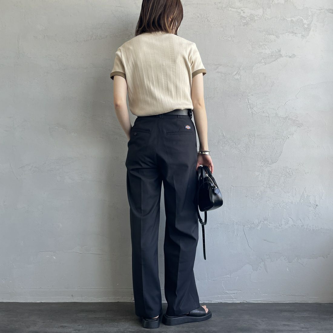 FRED PERRY [フレッドペリー] 別注 ランダムリブ ワンポイントロゴ刺繍 リンガーTシャツ [FPW-25S-012-JF] OAT/SHADE &&モデル身長：158cm 着用サイズ：10&&