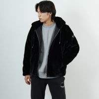 BLACK&&モデル身長：179cm 着用サイズ：2&&