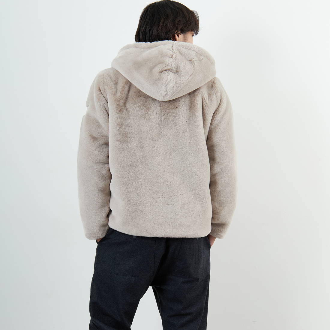 TATRAS [タトラス] BOMOS エコファーブルゾン [MJXA0037033588] L.GRAY &&モデル身長：179cm 着用サイズ：2&&