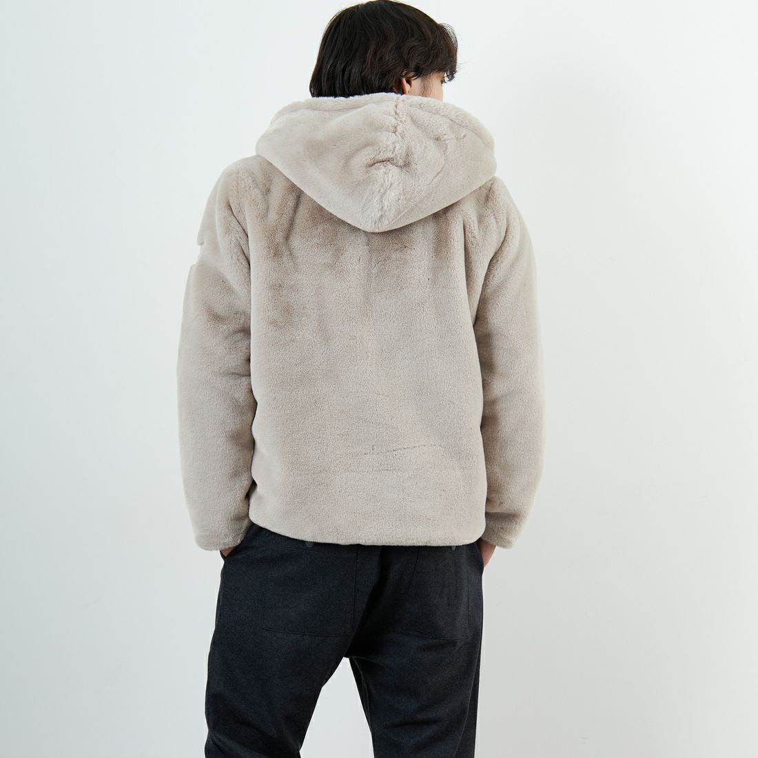 TATRAS [タトラス] BOMOS エコファーブルゾン [MJXA0037033588] L.GRAY &&モデル身長：179cm 着用サイズ：2&&