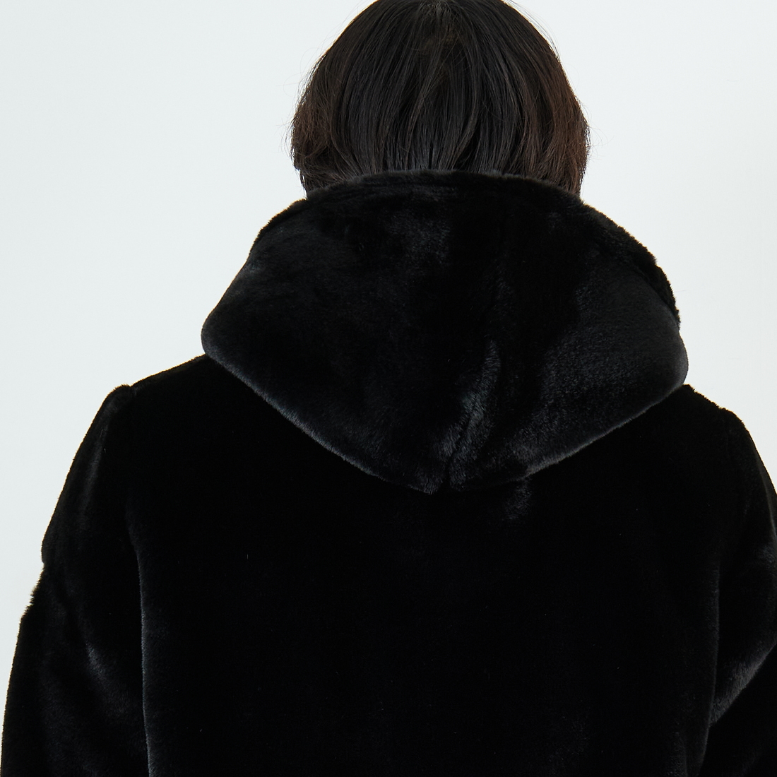 TATRAS [タトラス] BOMOS エコファーブルゾン [MJXA0037033588] BLACK &&モデル身長：179cm 着用サイズ：2&&