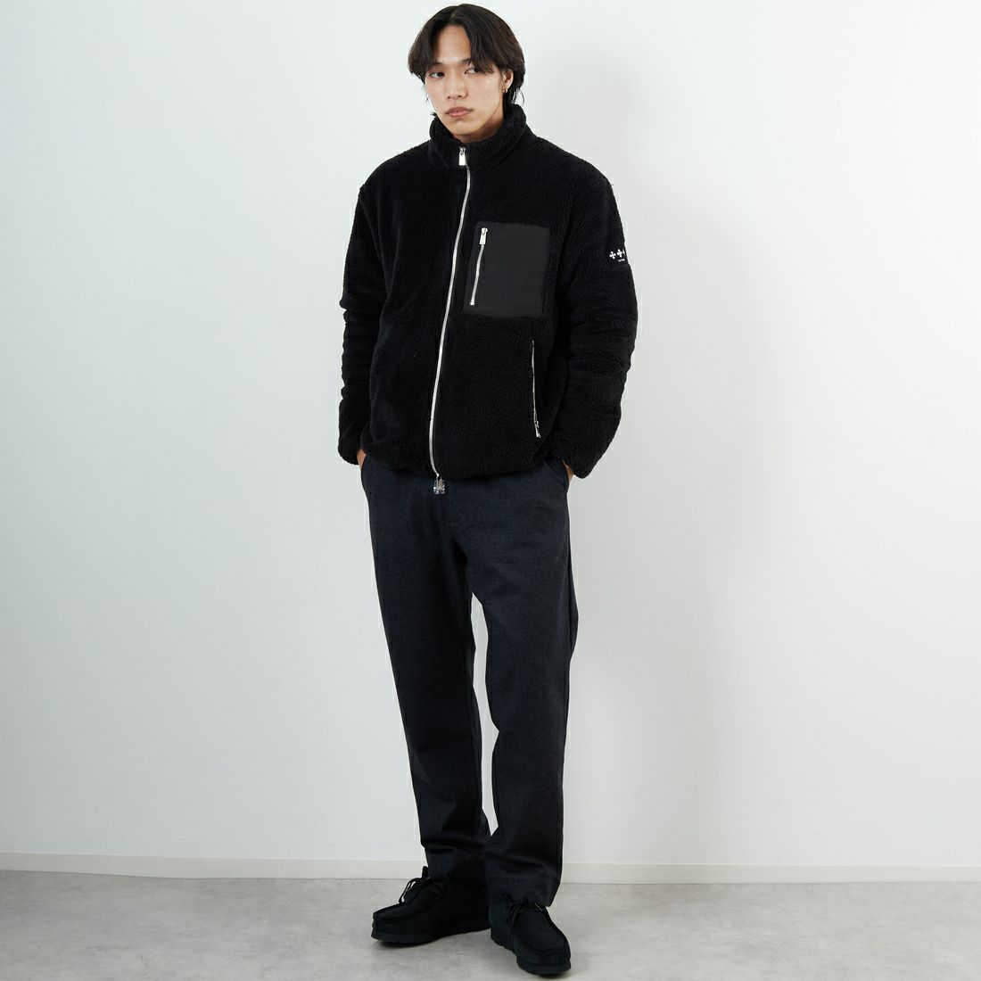 TATRAS [タトラス] MONREALE スタンドカラーブルゾン [MJXA0213033588] BLACK &&モデル身長：179cm 着用サイズ：2&&