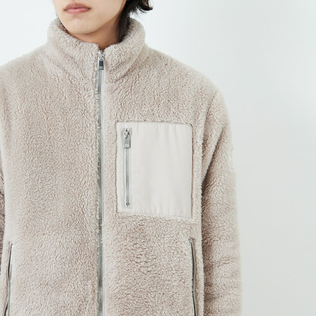 TATRAS [タトラス] MONREALE スタンドカラーブルゾン [MJXA0213033588] L.GRAY &&モデル身長：179cm 着用サイズ：3&&