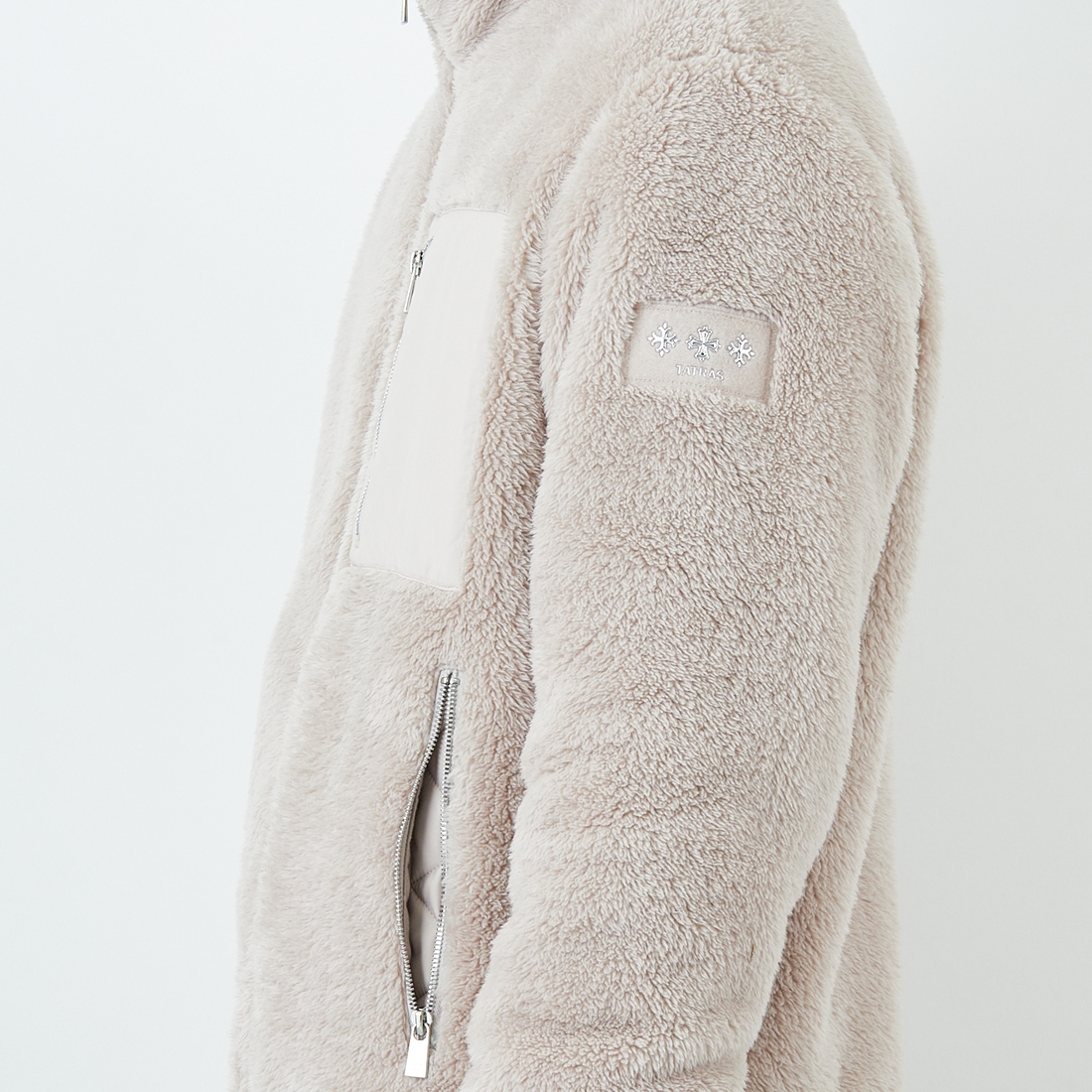 TATRAS [タトラス] MONREALE スタンドカラーブルゾン [MJXA0213033588] L.GRAY &&モデル身長：179cm 着用サイズ：3&&